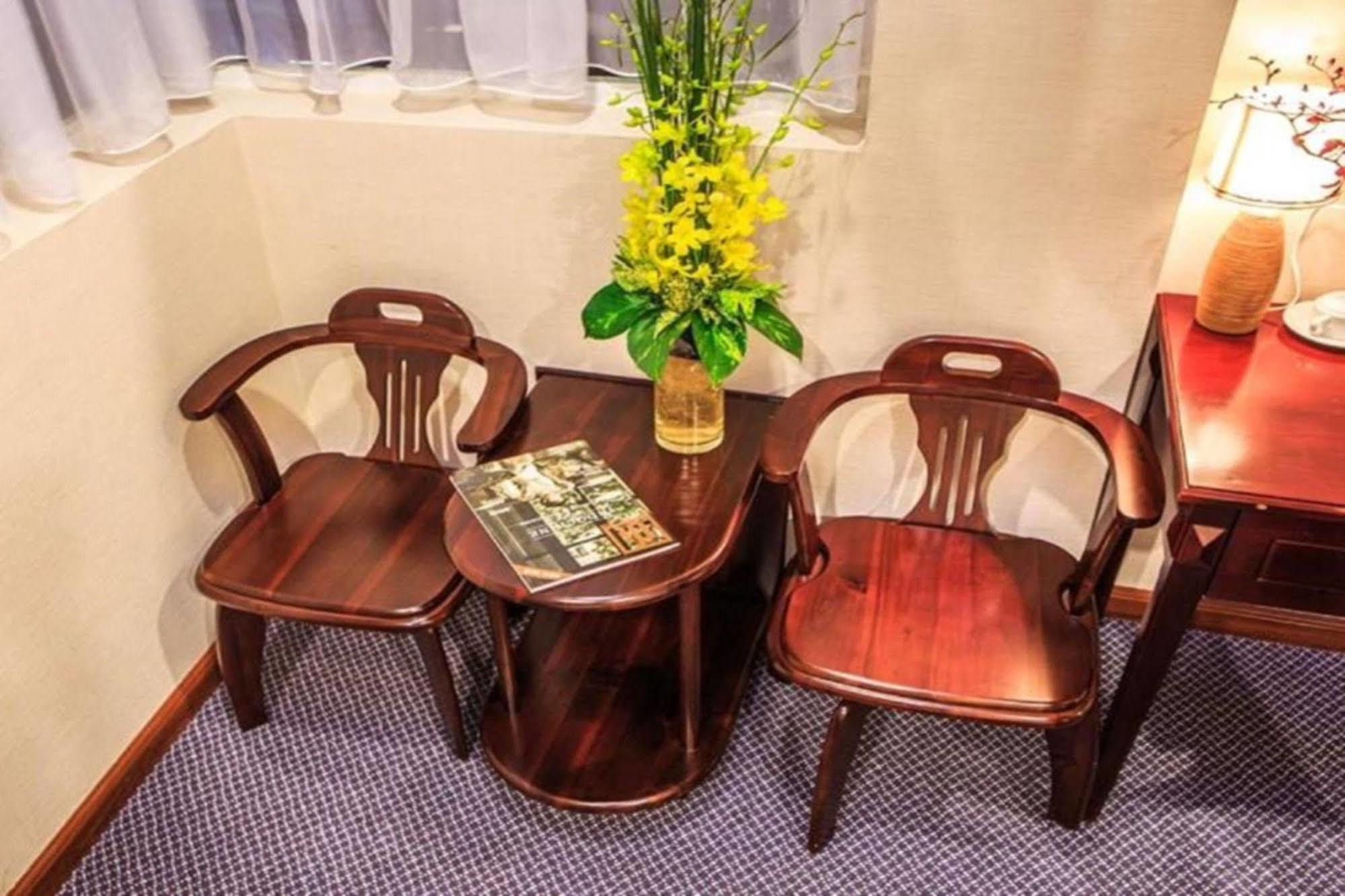 Khách sạn A25 - 25 Trương định