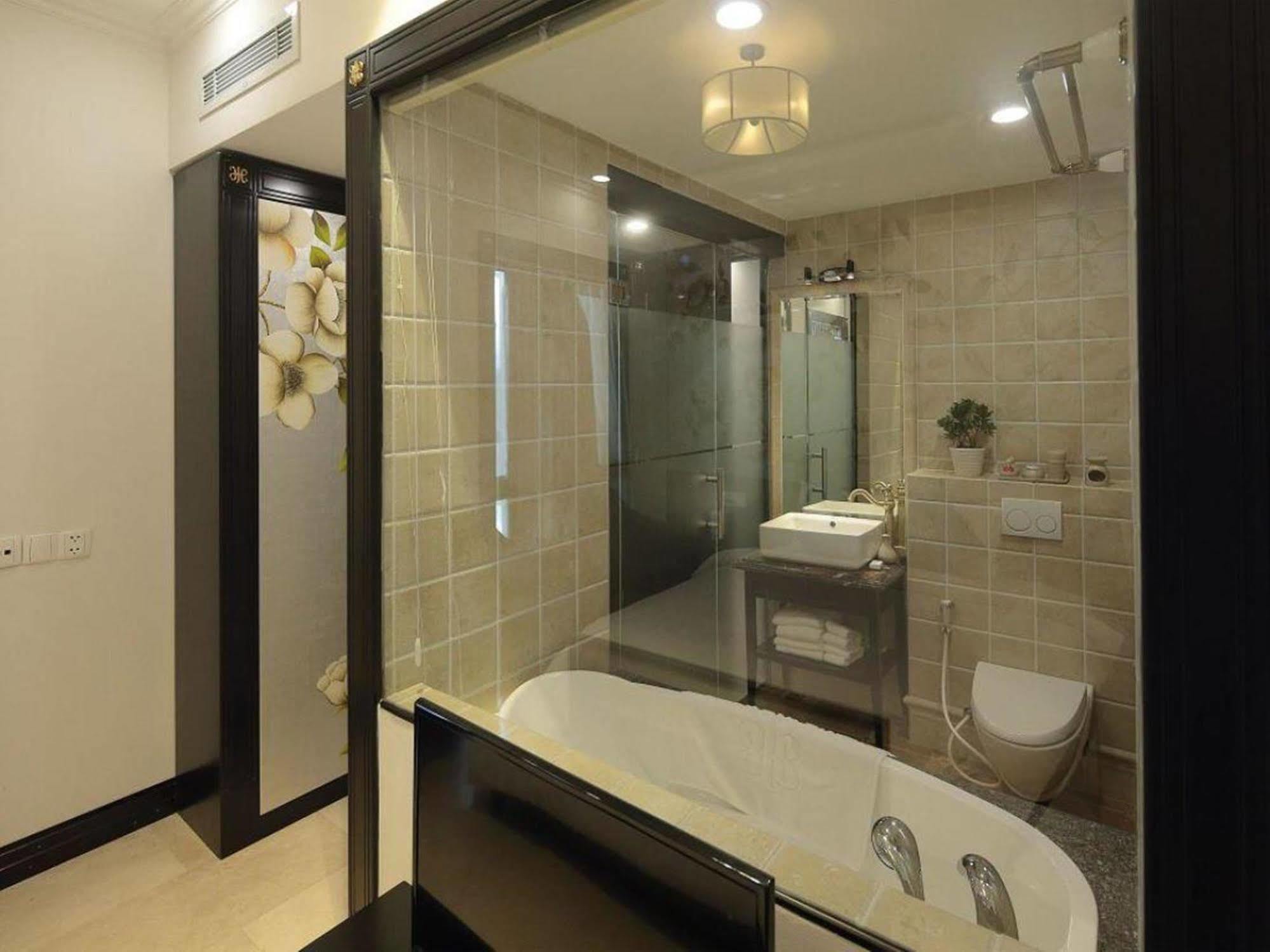 A25 - 06 Truong Dinh 3* Ho Chi Minh City